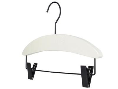 白色防滑童裝實(shí)木衣架