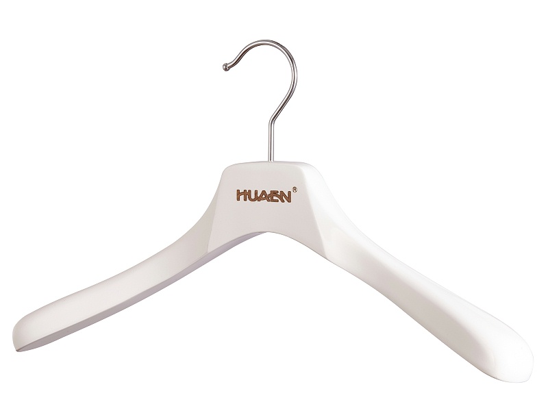 實(shí)木衣架什么顏色好【華恩】