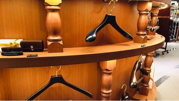 什么樣的衣服掛掛衣服不起包