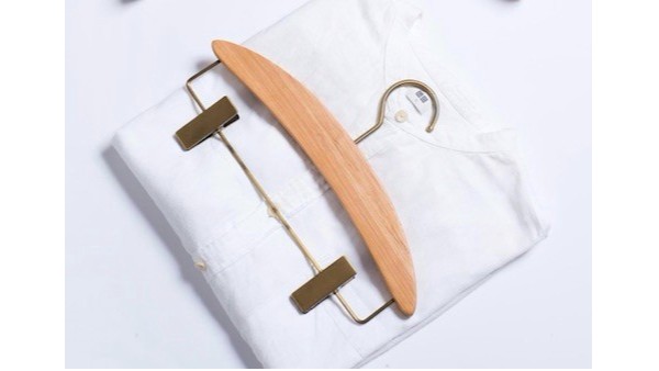 衣架怎么掛更多衣服