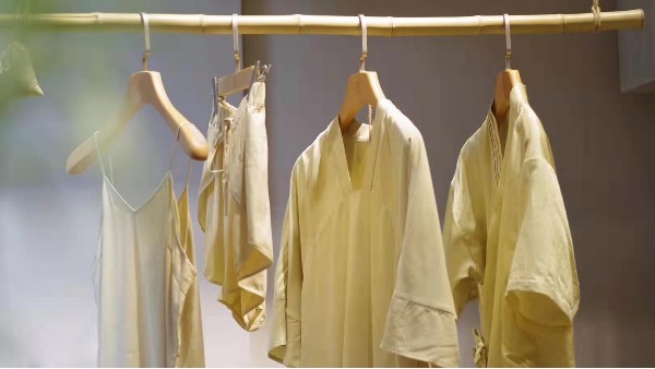 服裝衣架批發(fā)市場