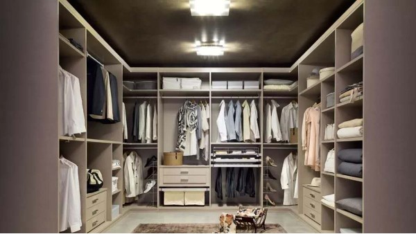 家用衣架買哪個品牌好？從細節(jié)開始主宰生活 —華恩衣架