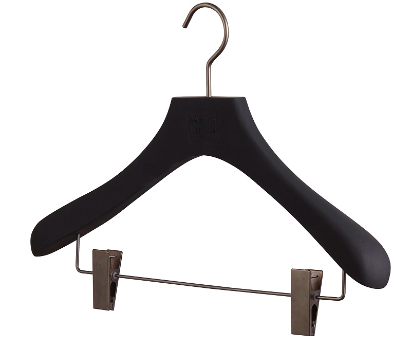 實(shí)木衣架怎么裝配五金配件