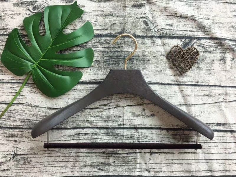 實木衣架什么材質的好【華恩】