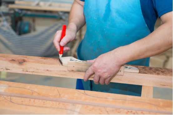 實木好還是荷木好