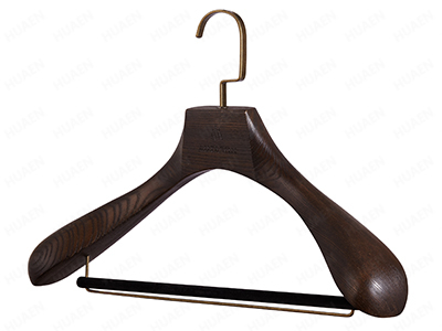 男士西裝實(shí)木衣架18D09