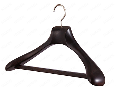 男士寬肩橫桿實(shí)木衣架18D03