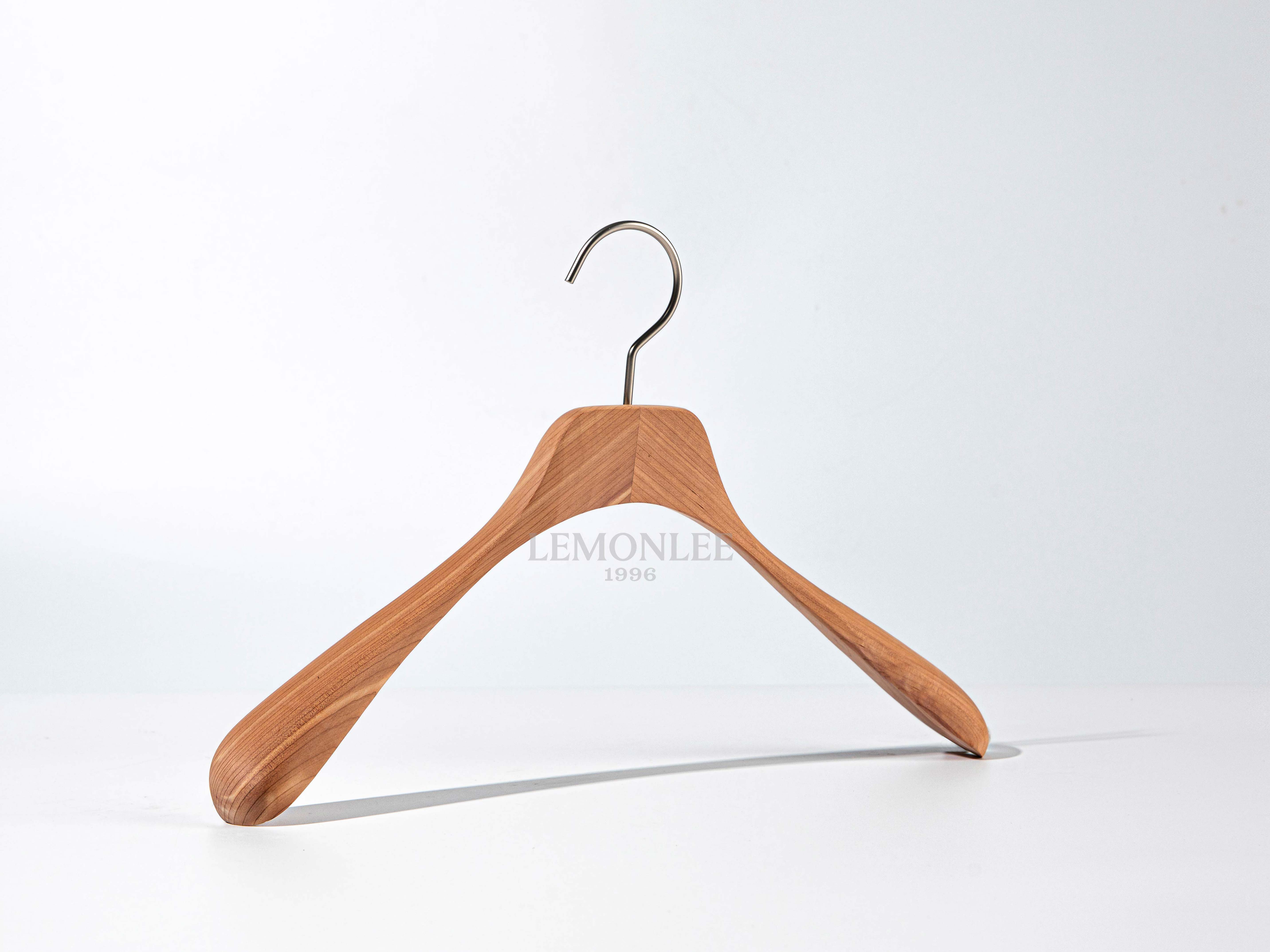 2026新款紅雪松衣架