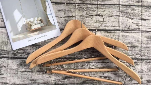 “用一年時間，做一件終生難忘的事”--什么牌子的實木衣架好【華恩】