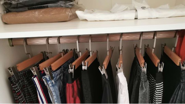 衣柜里褲架可以怎樣利用