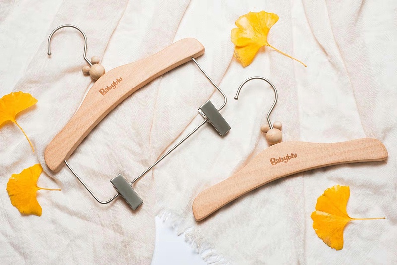 實木衣架的分類