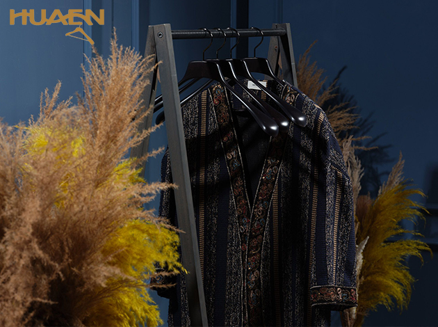 實(shí)木衣架——尺寸