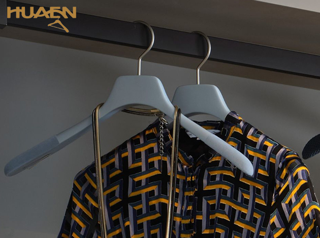 實(shí)木衣架——材質(zhì)