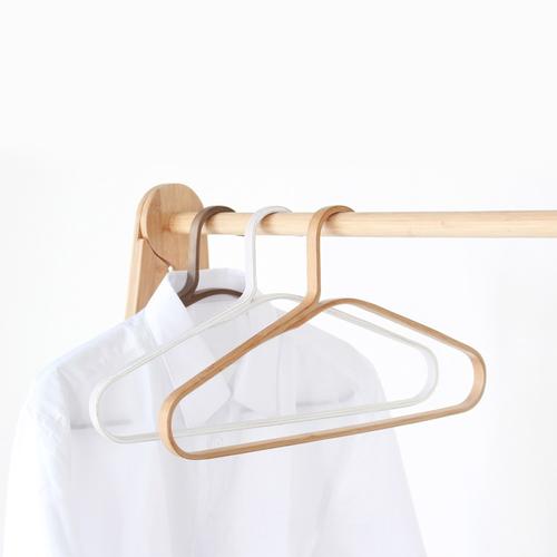 實(shí)木和楠竹衣架哪種好