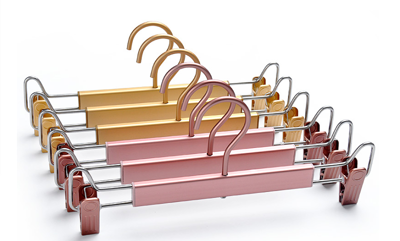 褲架用什么材質(zhì)？