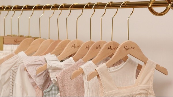 木質(zhì)兒童衣架