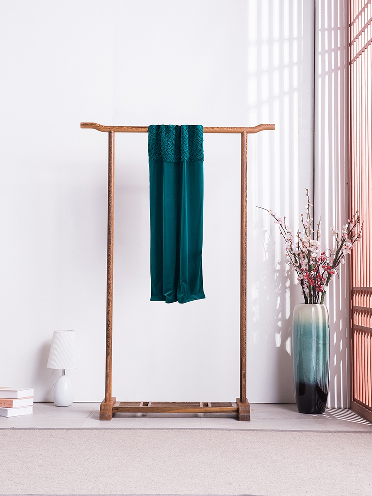 65FCD8ADA9CE08894C紅木衣帽架