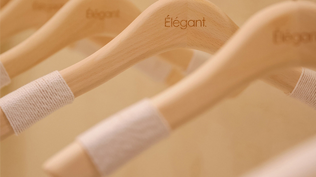 防滑木衣架有哪些防滑工藝？三分鐘帶你了解！——華恩