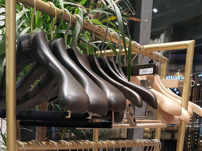 廣東實(shí)木衣架廠