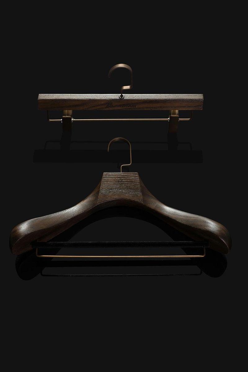 實(shí)木衣架衣帽架材質(zhì)說(shuō)明