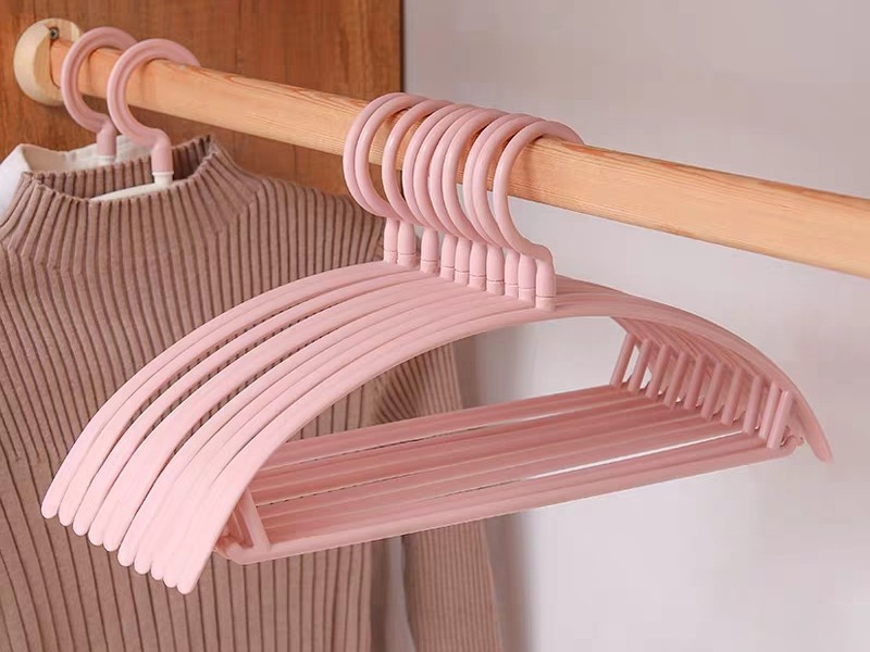 衣柜里的衣架用什么材質(zhì)