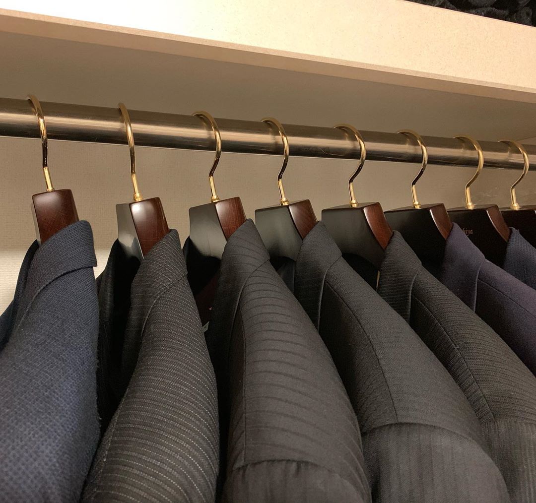 什么衣服掛掛衣服不出包