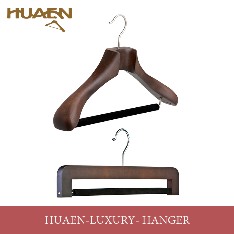 上下一套衣服怎么掛