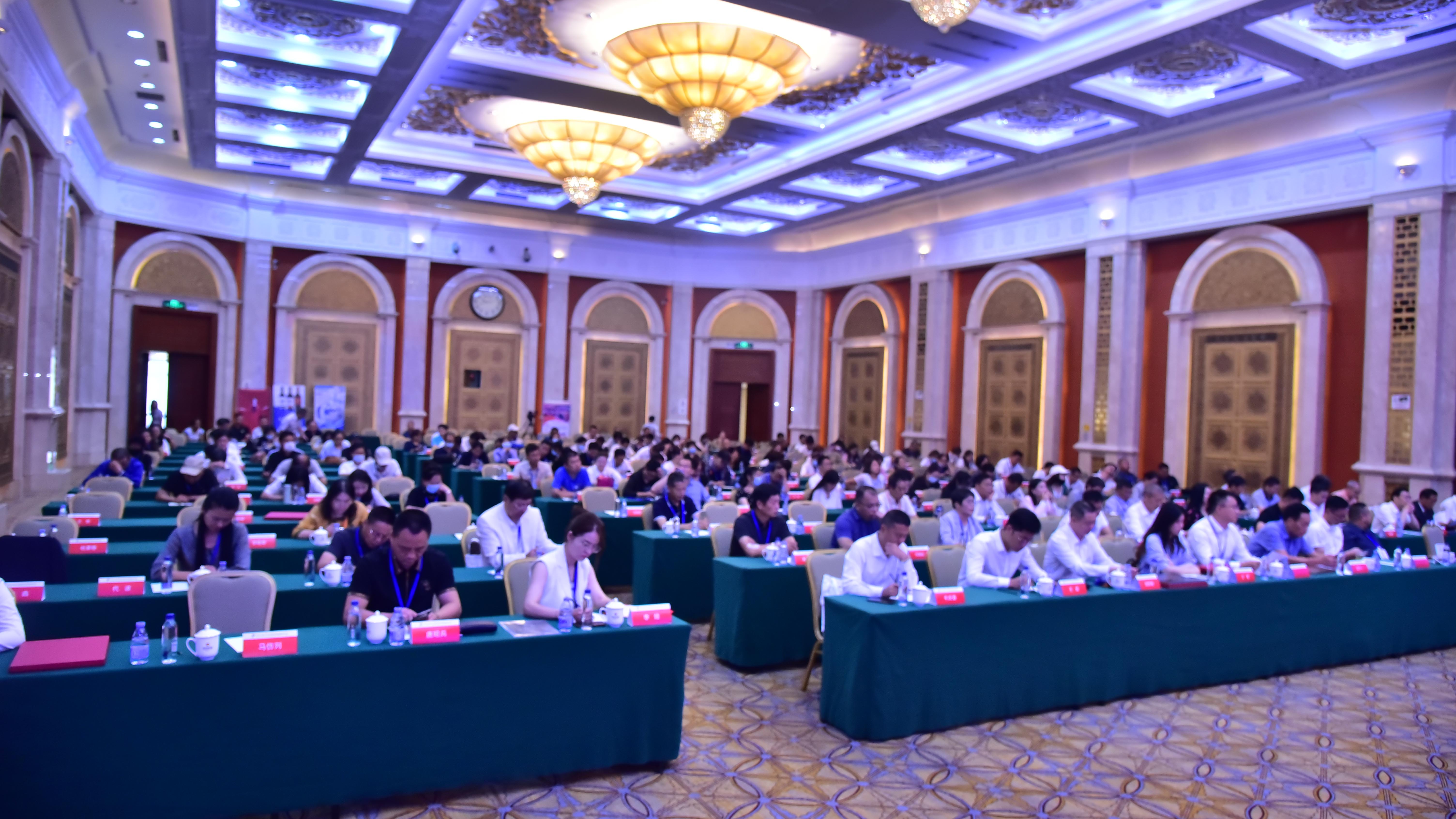 喜報！華恩衣架又榮獲兩項大獎！